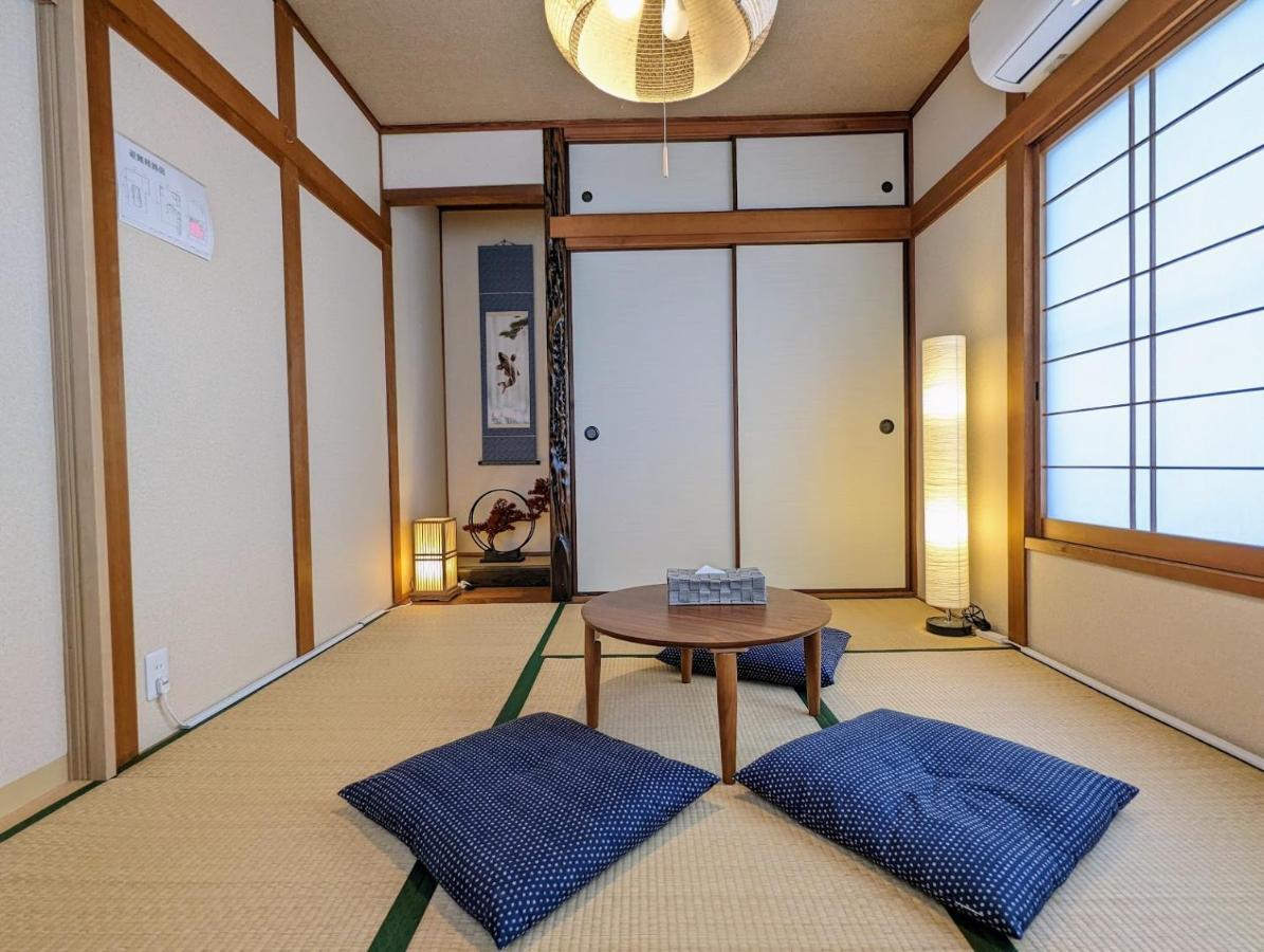 Tsukiyume Kan - House With Parking, 10Mins To Usj, Tennoji, Namba Osaka Exterior photo
