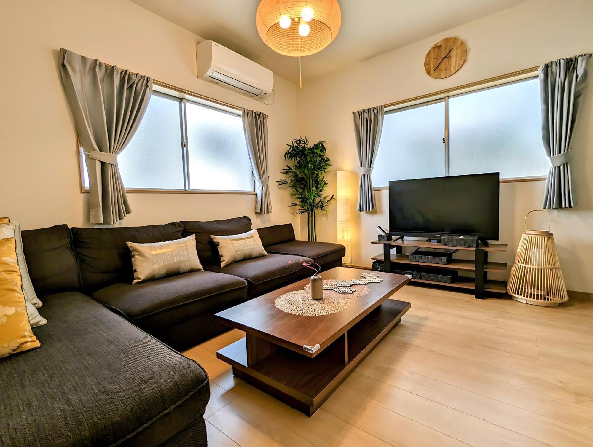 Tsukiyume Kan - House With Parking, 10Mins To Usj, Tennoji, Namba Osaka Exterior photo